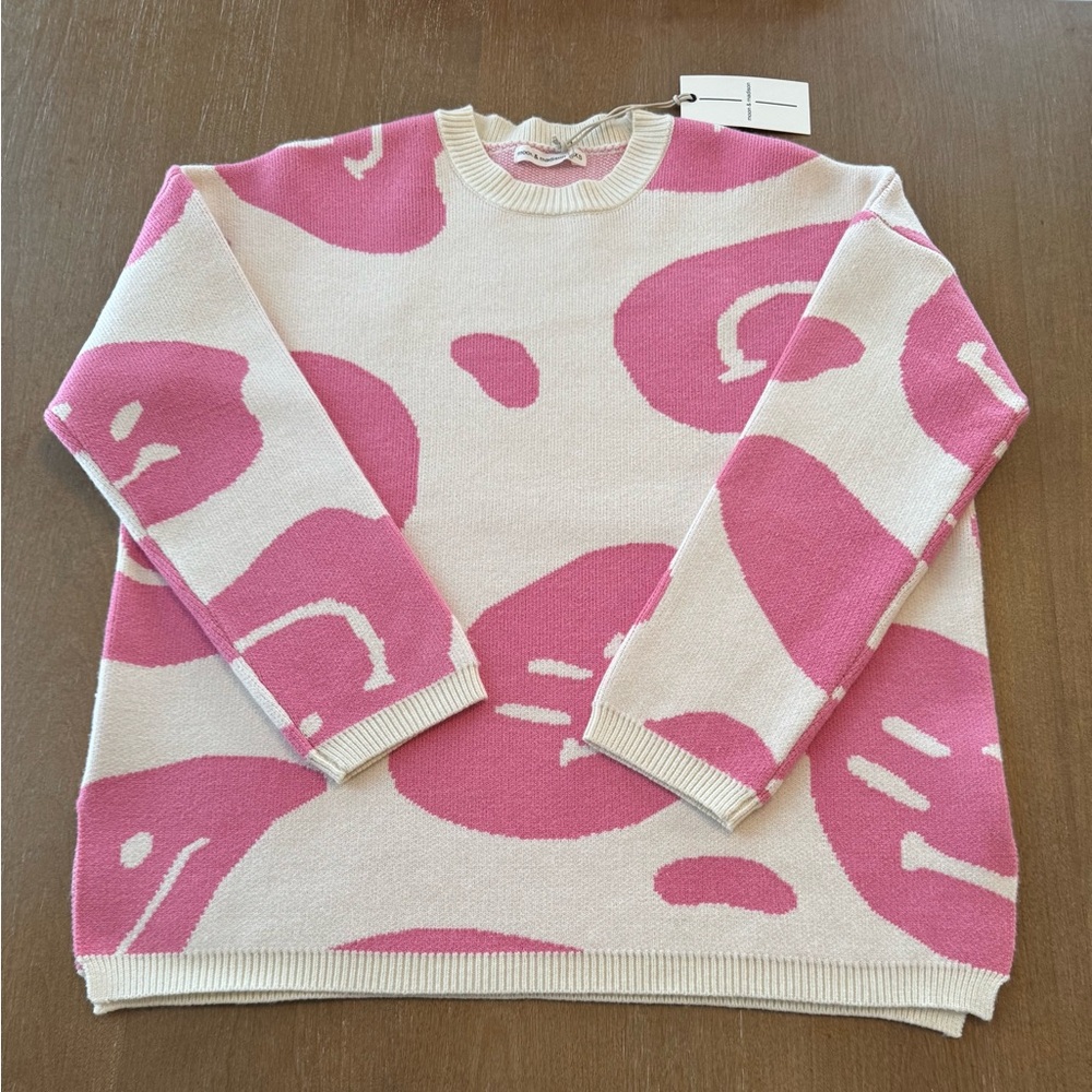 Women’s Moon & Madison Smiley Face Sweater Oversized - Picture 3 of 6